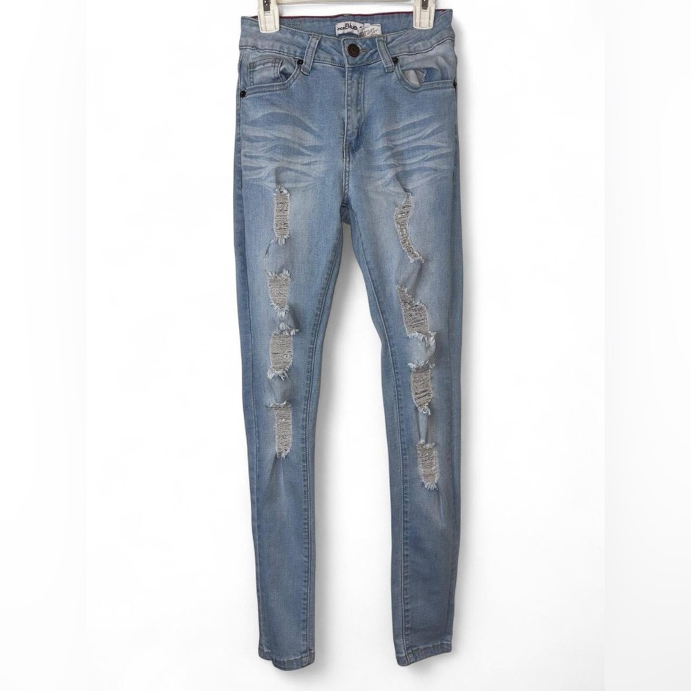 Stylish Blue Distressed Jeans